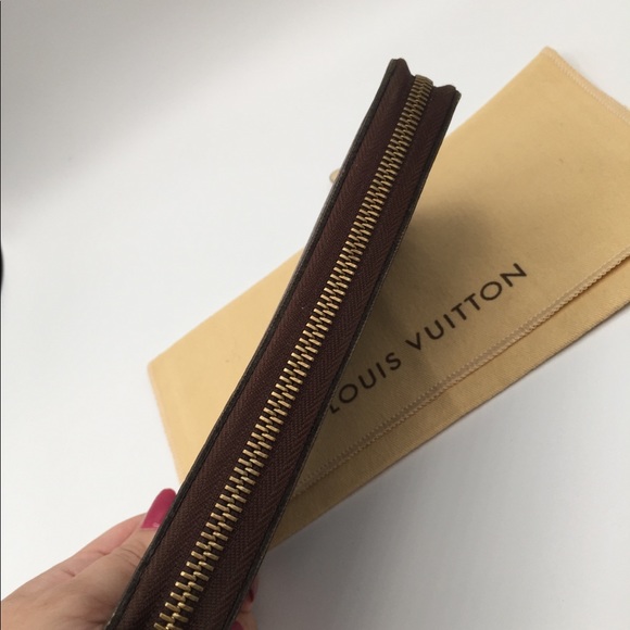 Authentic Louis Vuitton Monogram Zippy  wa… - Picture 10 of 16